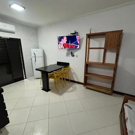 Apartamentos E Flats Da Taty Praia Das Toninhas - Ubatuba Room photo