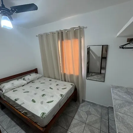 Apartamentos E Flats Da Taty Praia Das Toninhas - Ubatuba Room photo