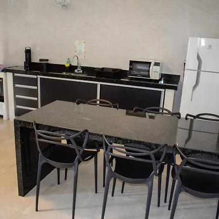 Apartamentos E Flats Da Taty Praia Das Toninhas - Ubatuba Room photo